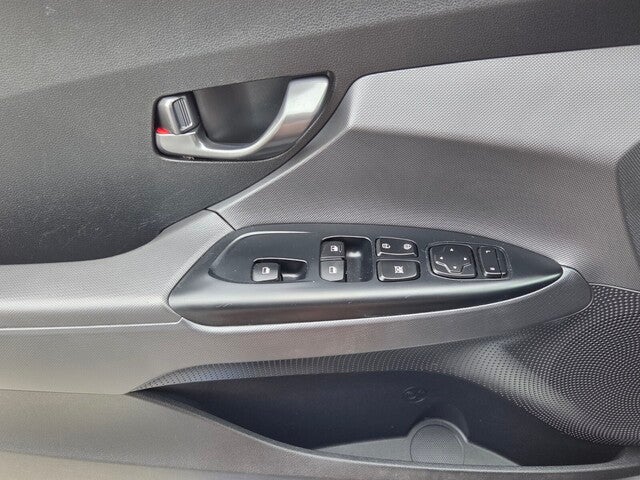 2020 Hyundai Veloster 2.0