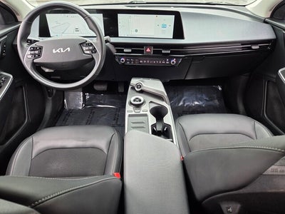 2024 Kia EV6 Light
