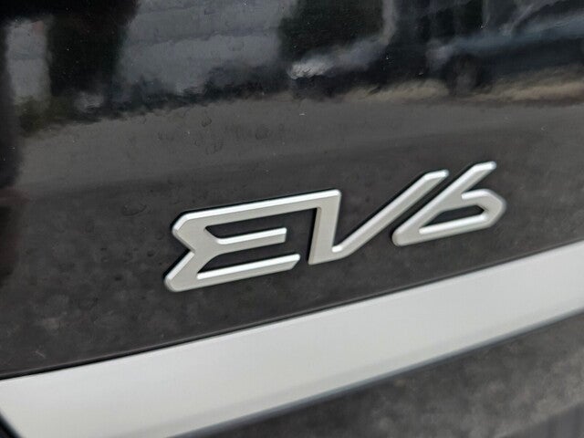 2024 Kia EV6 Light
