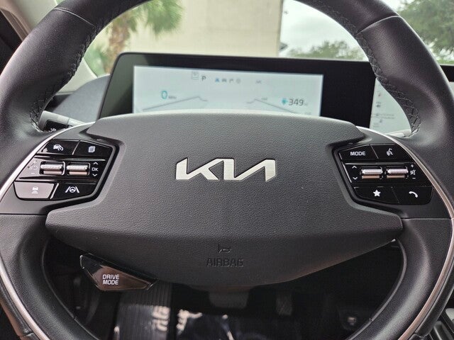 2024 Kia EV6 Light