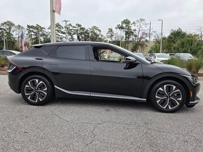 2024 Kia EV6 Light