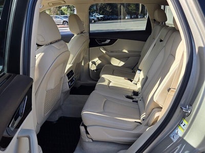 2017 Audi Q7 3.0T Prestige quattro