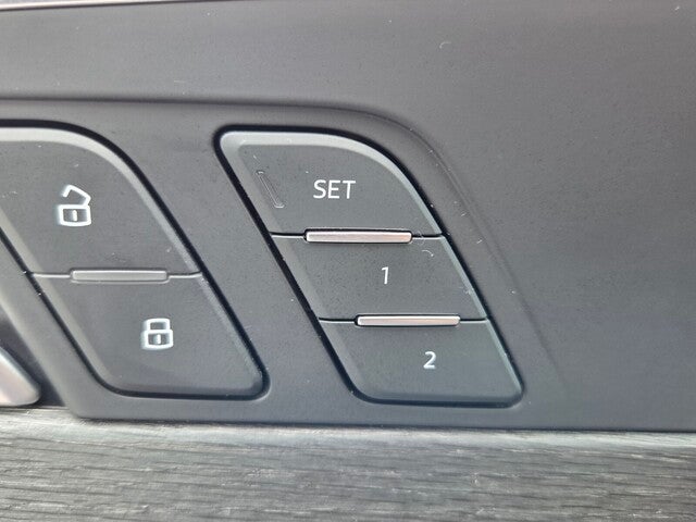 2018 Audi A4 2.0T ultra Premium