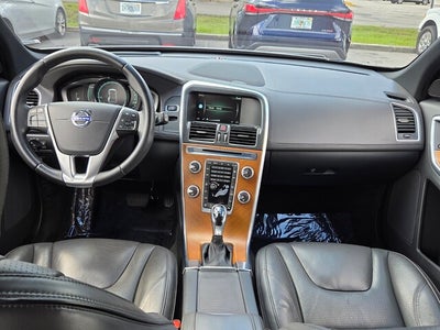 2015 Volvo XC60 T5 Platinum