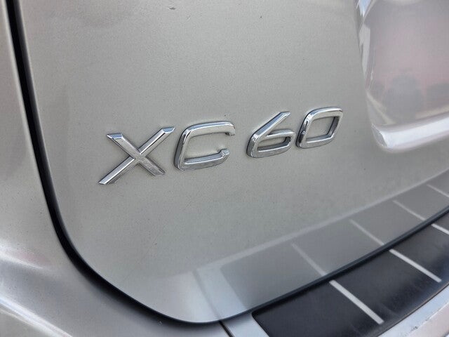 2015 Volvo XC60 T5 Platinum