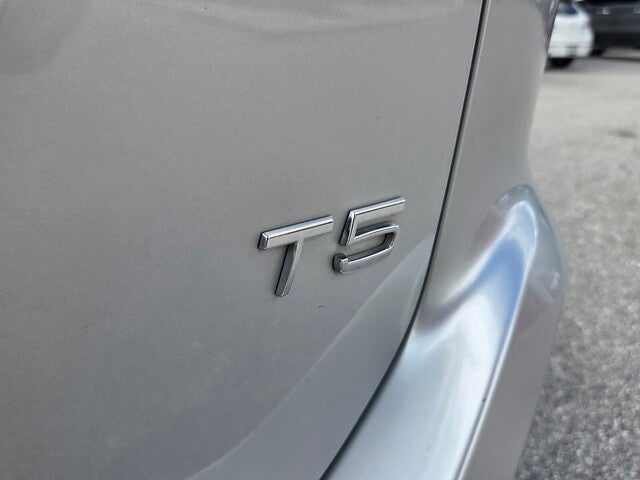 2015 Volvo XC60 T5 Platinum