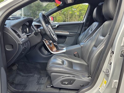 2015 Volvo XC60 T5 Platinum