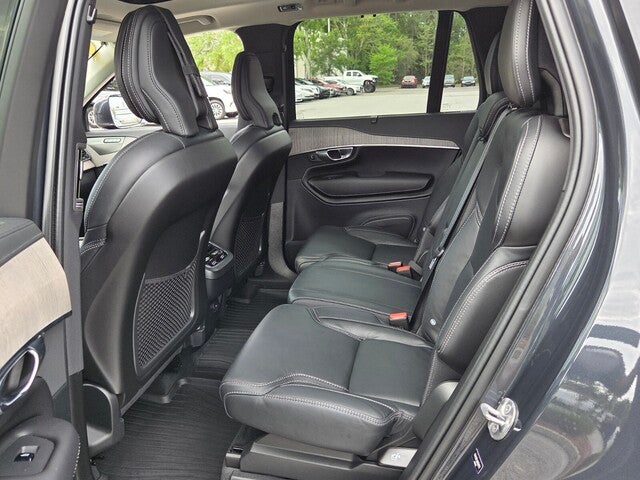 2022 Volvo XC90 T6 Inscription