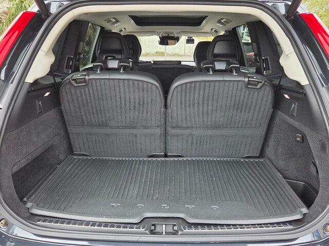 2022 Volvo XC90 T6 Inscription