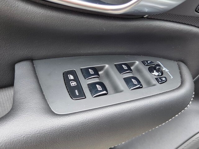 2022 Volvo XC90 T6 Inscription