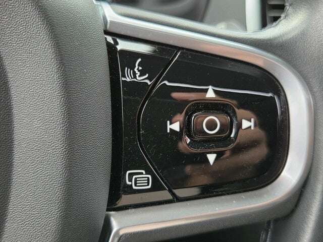 2022 Volvo XC90 T6 Inscription