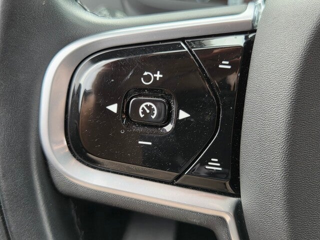 2022 Volvo XC90 T6 Inscription