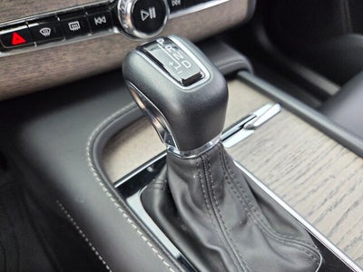 2022 Volvo XC90 T6 Inscription