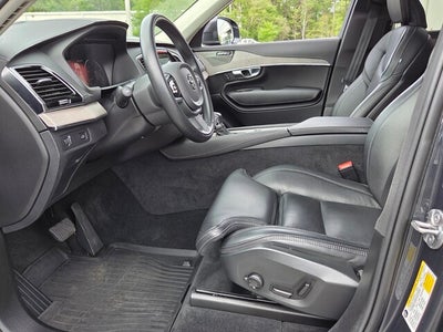 2022 Volvo XC90 T6 Inscription