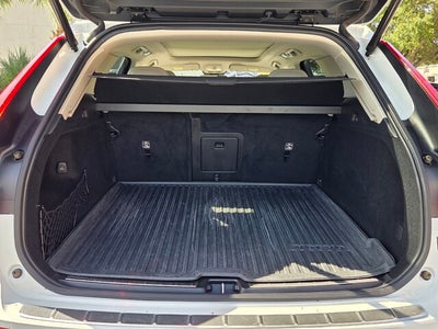 2022 Volvo XC60 B5 Inscription