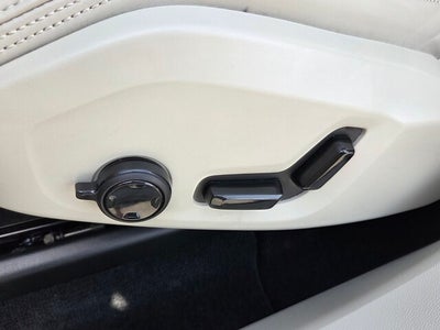 2022 Volvo XC60 B5 Inscription