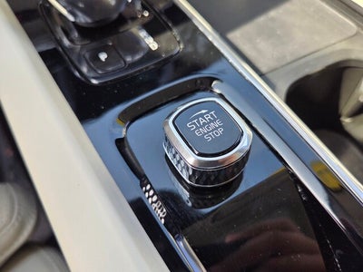 2022 Volvo XC60 B5 Inscription