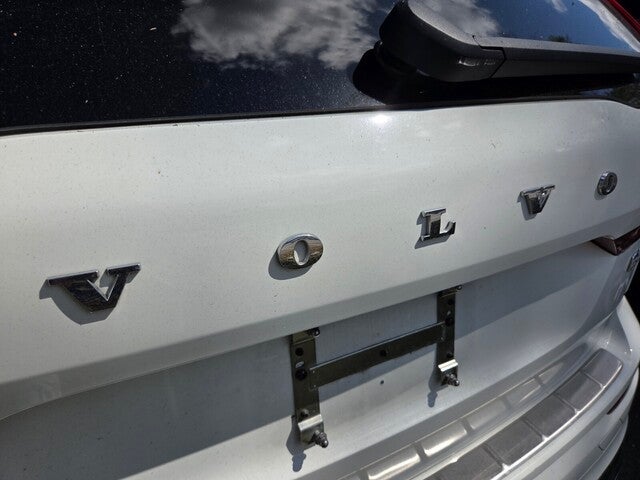 2022 Volvo XC60 B5 Inscription