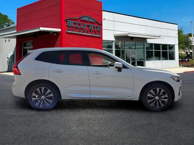 2022 Volvo XC60 B5 Inscription